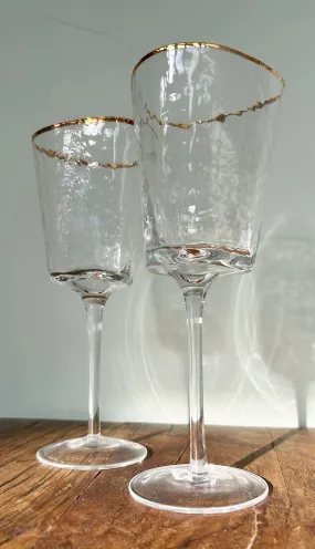 Aperitivo Gold Triangular Wine Glass