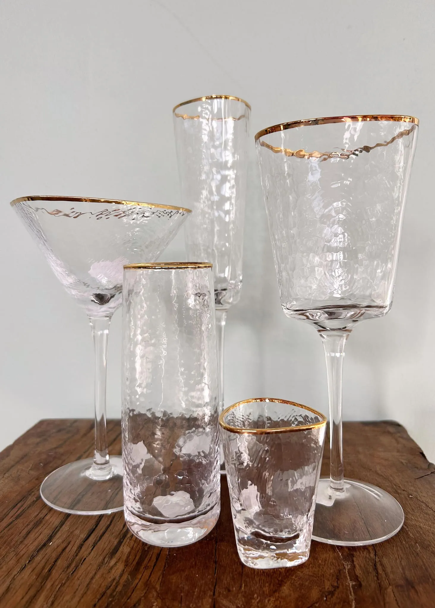 Aperitivo Gold Triangular Wine Glass