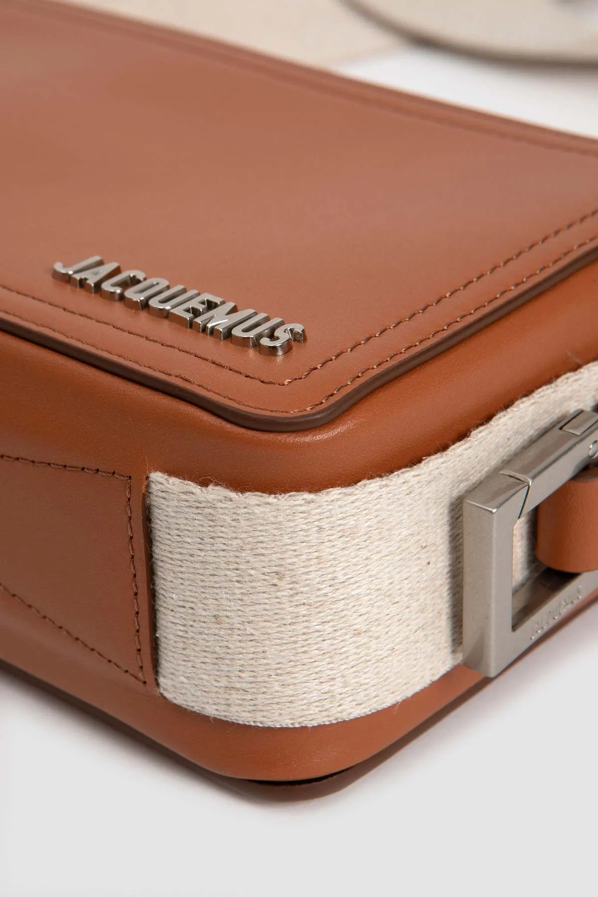 Le Cuerda Horizontal Bag - Light Brown