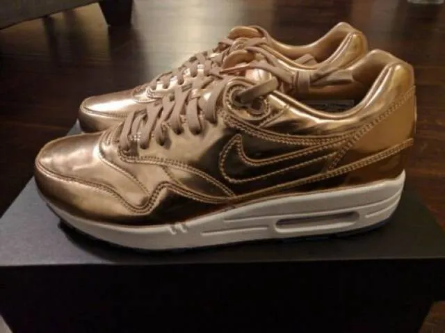 Nike Air Max 1 Premium iD Liquid Metal Bronze Metallic R...