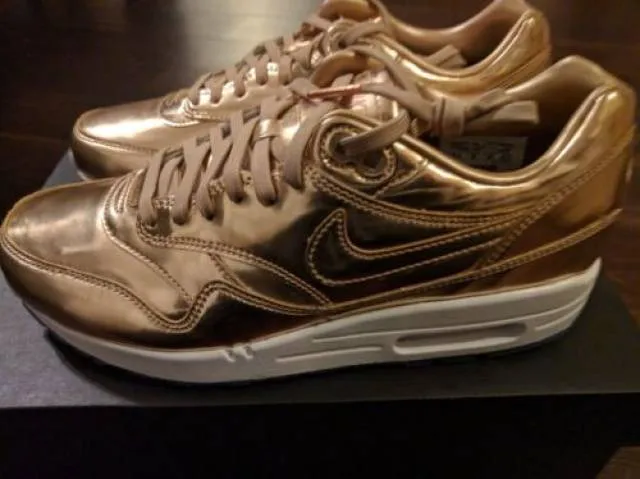 Nike Air Max 1 Premium iD Liquid Metal Bronze Metallic R...