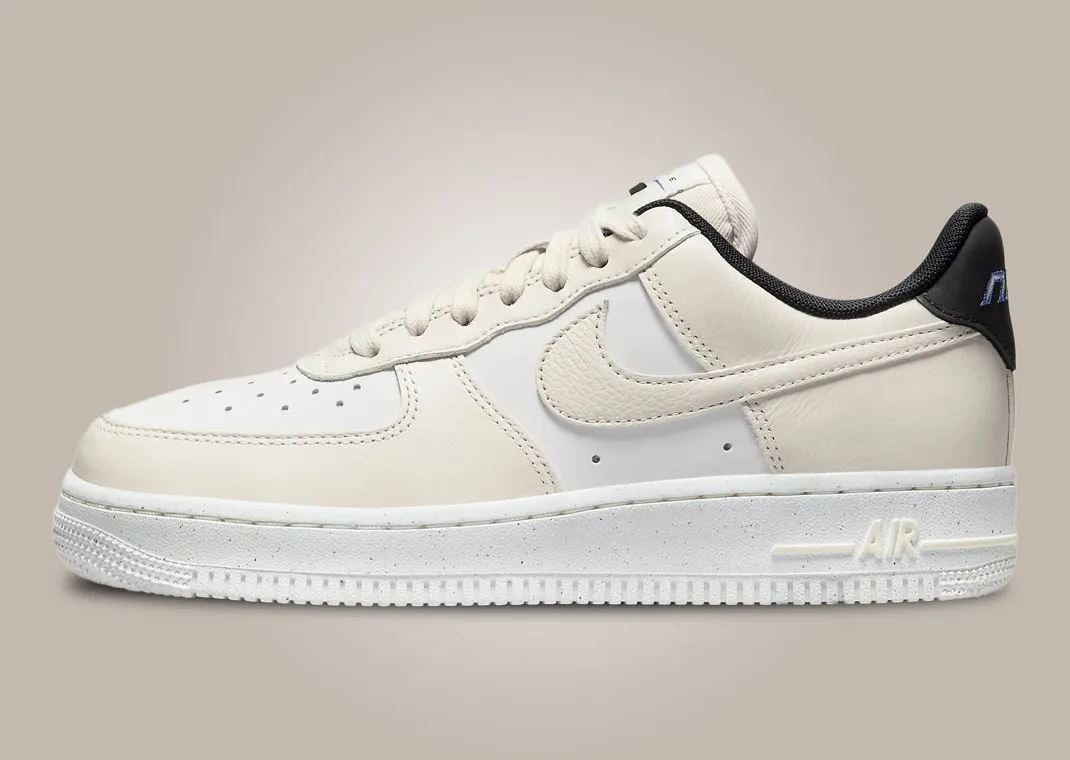 Nike Women Wmns Air Force 1 '07 Lx (sail / coconut milk-black-lt ultramarine)