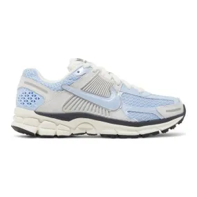 Nike Women's Air Zoom Vomero 5 (Royal Tint/ Photon Dust/...