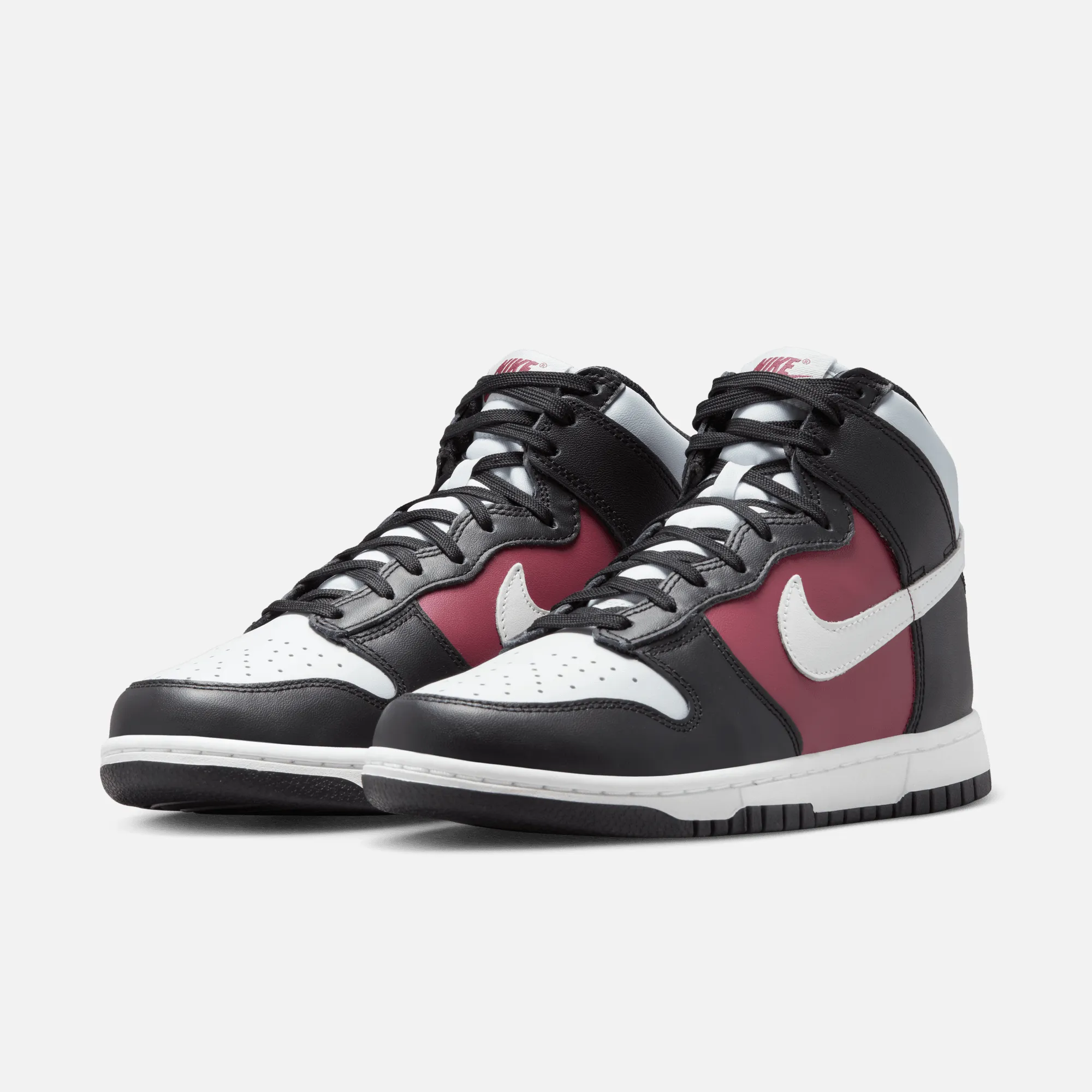 Nike Women's Dunk High Black Summit White