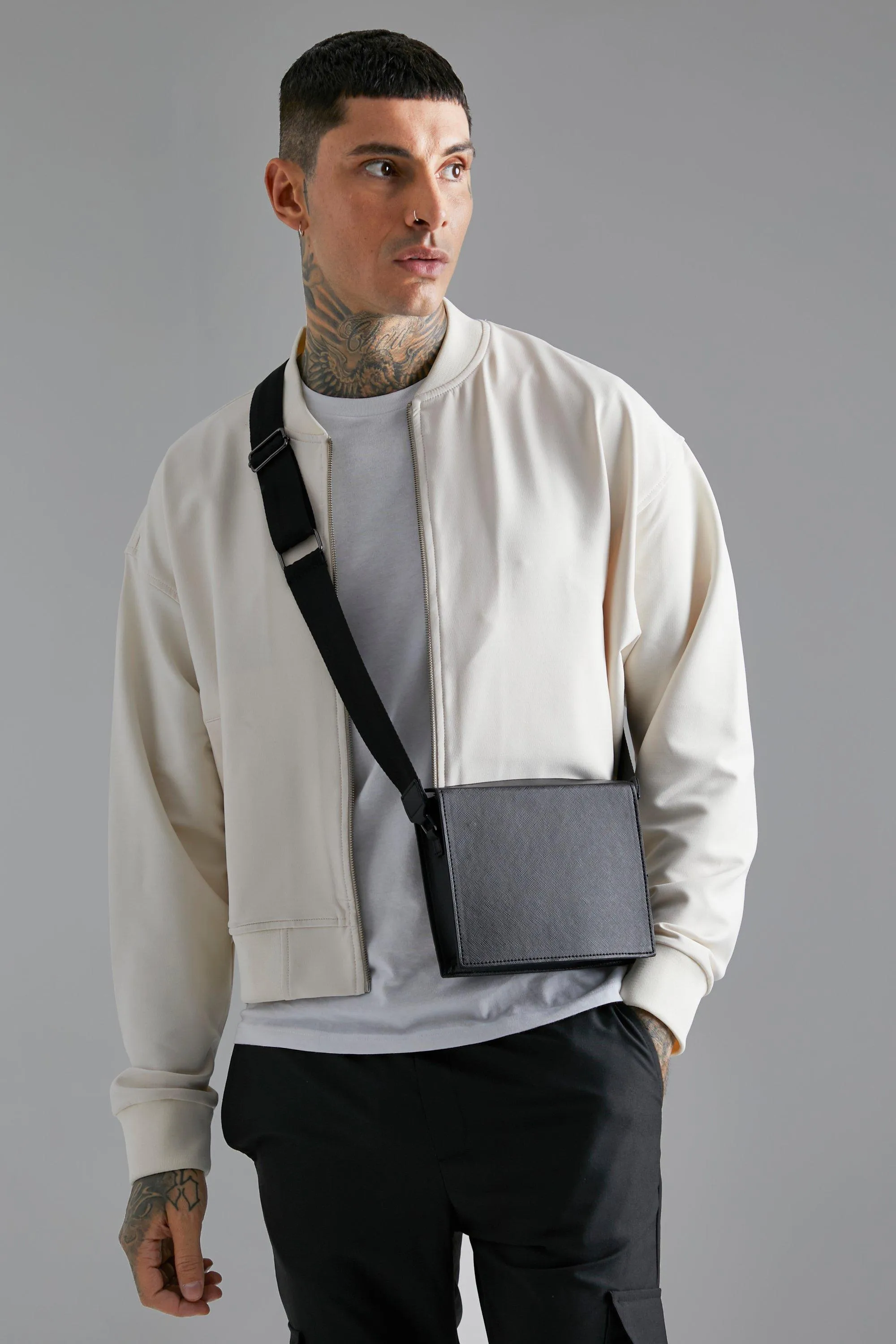 Rigid Smart Cross Box Bag | boohooMAN UK